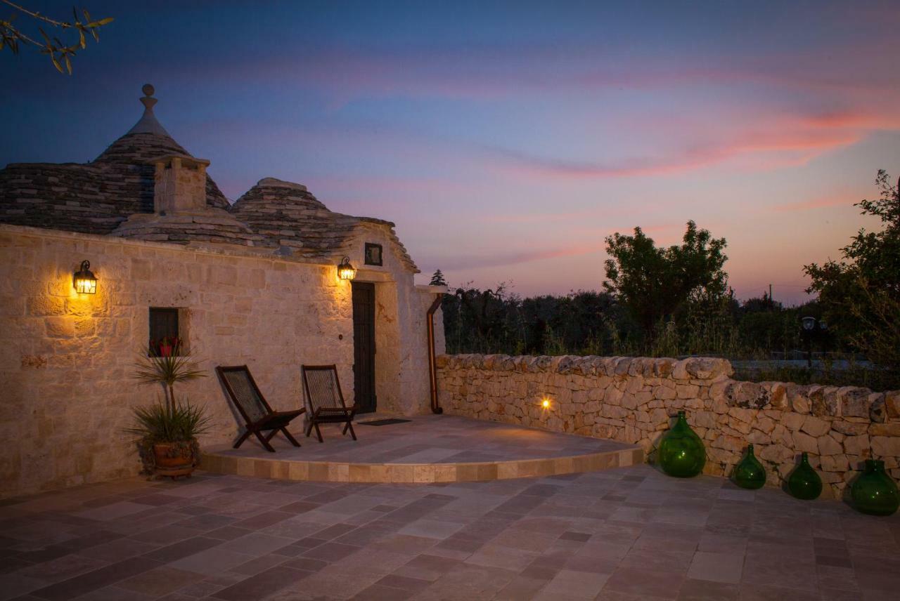 Trulli A Sud-Est Villa อัลเบโรเบลโล ภายนอก รูปภาพ